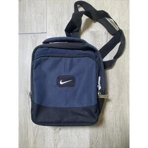 Nike Soft 2 Pocket Shoulder Bag Lunch Box Bag EXCELLENT Blue Black Official